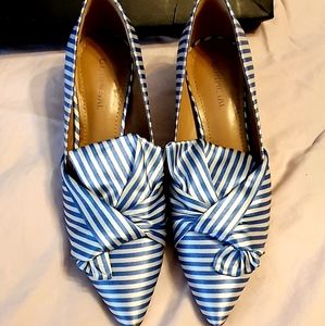 Kitten heel satin stripe pump